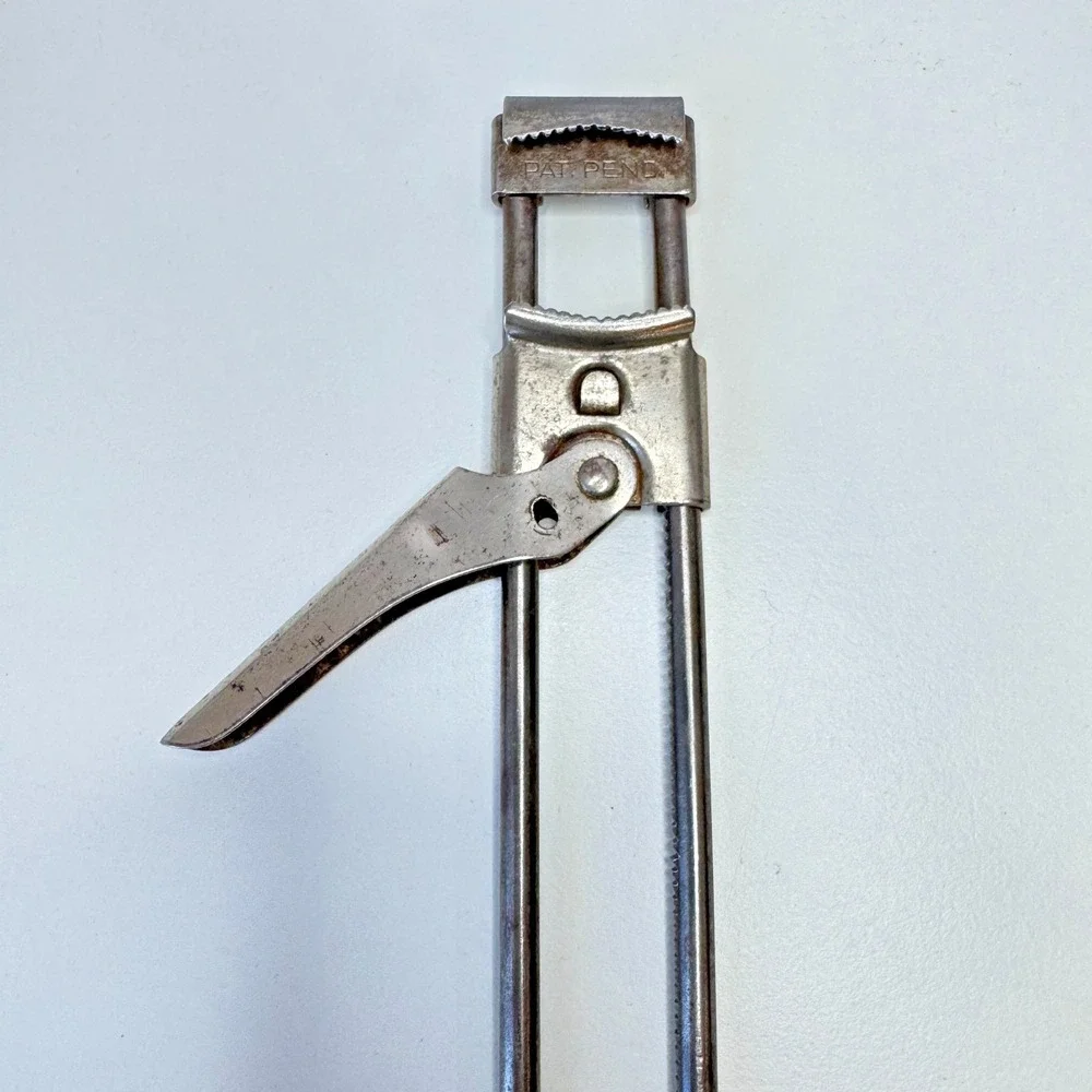 Vintage‎ 50's Ratchet Jar Opener Does NOT Function! Decor Only Has Patina